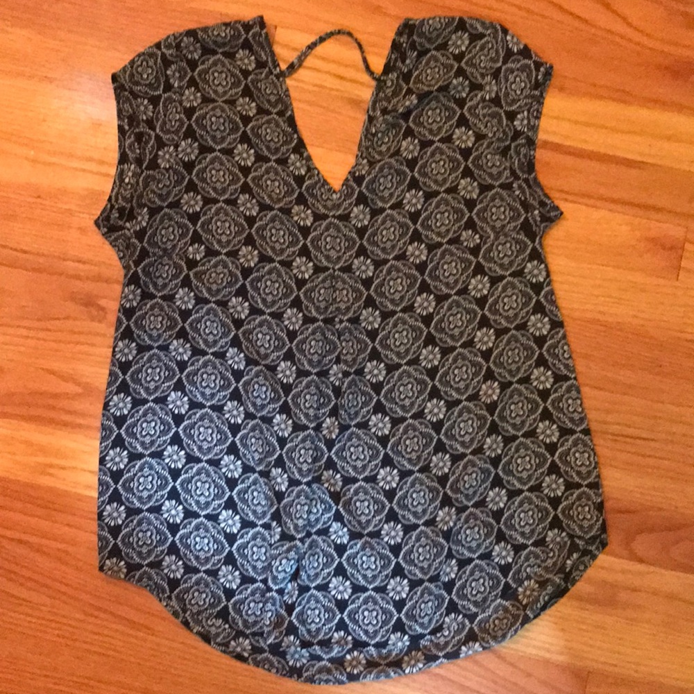 Fashion Blouse - Size M